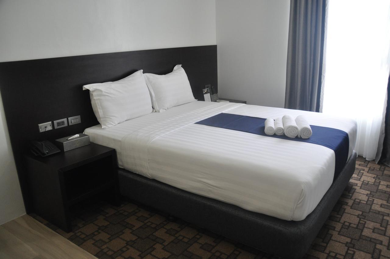 Mezzo Hotel Cebu Exteriér fotografie